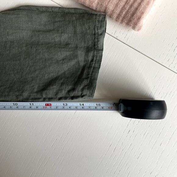 Asymmetrical Jade color Linen button down - Picture 5 of 6